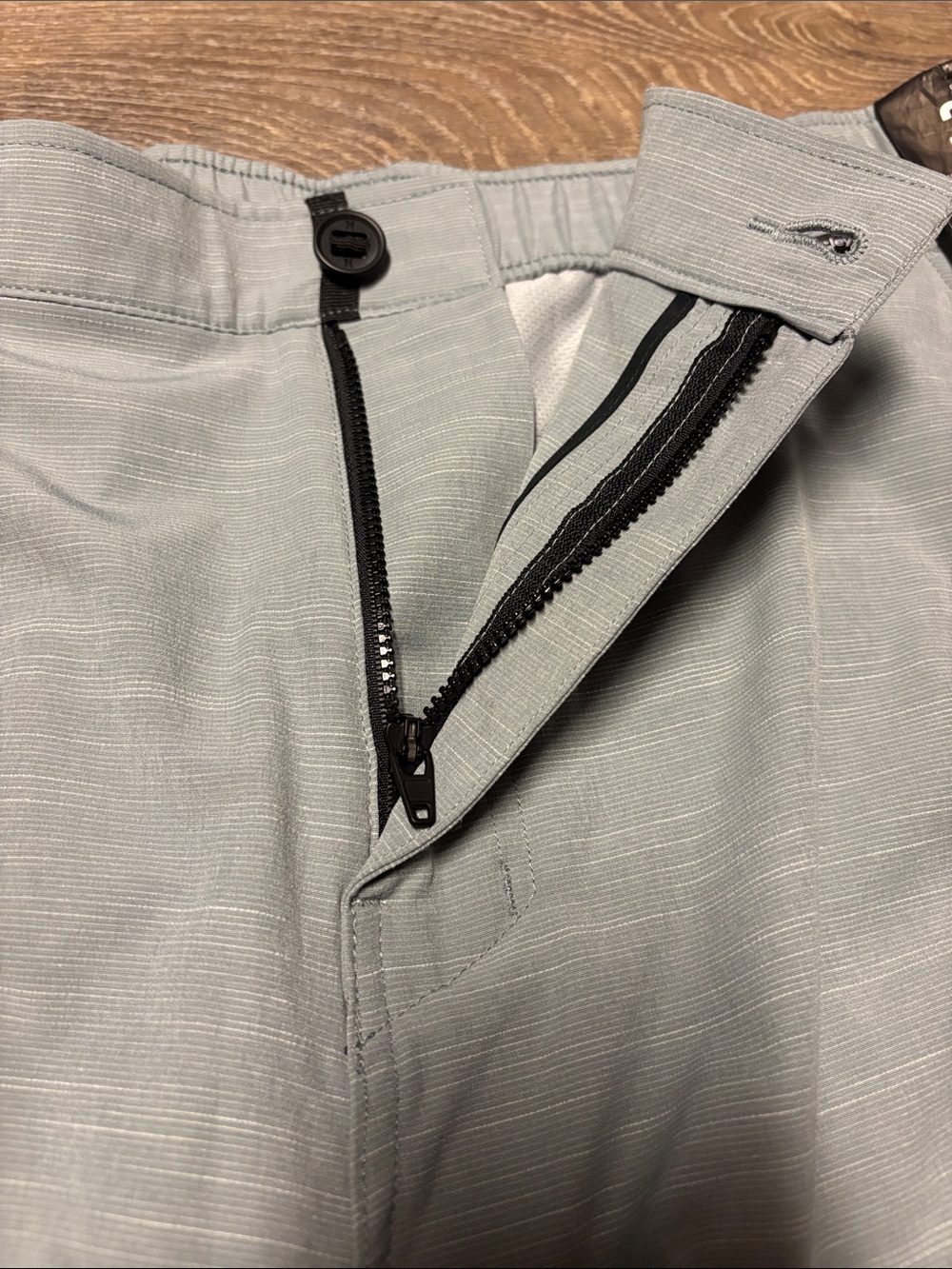 Brand🆕🔥😍🔥 HURLEY Phantom hybrid shorts. - Picture 4 of 13